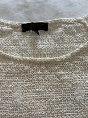 LeVendecker Cream Open-Weave Knit Top